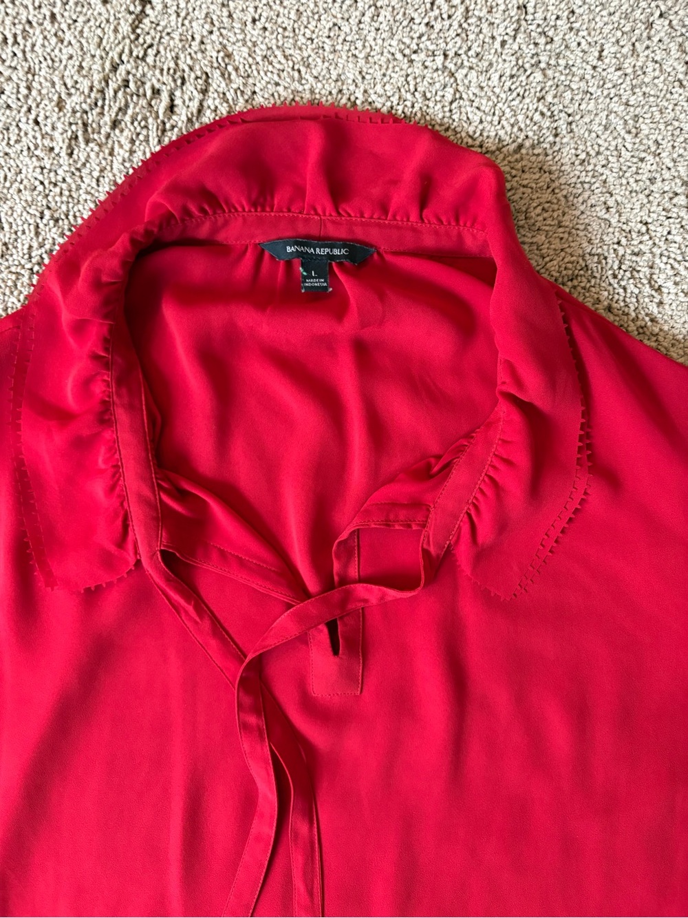 Banana Republic Ruffle Front Tie Blouse - Picture 4 of 4